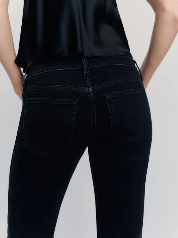 Noah Super Stretch Low Rise Bootcut Jeans - Volta