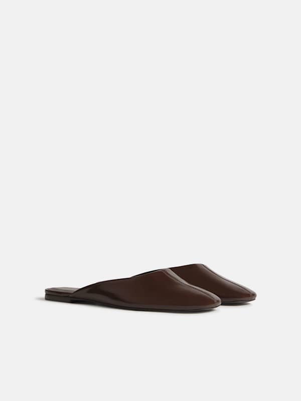 Inez Flat Mule - Espresso Eel
