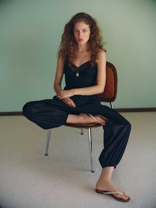 Aven Short Pant - Black