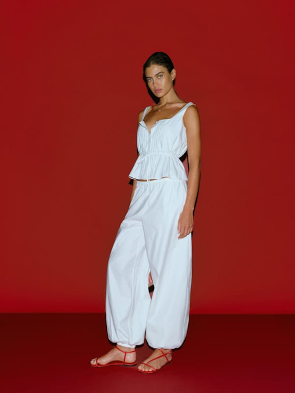 Aven Short Pant - White