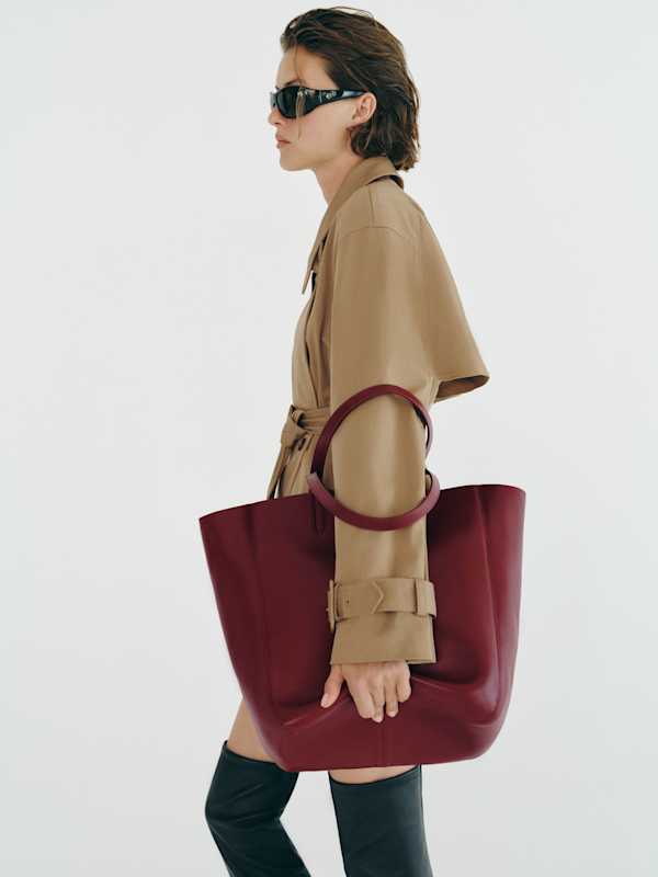 Paloma North South Tote - Oxblood Leather