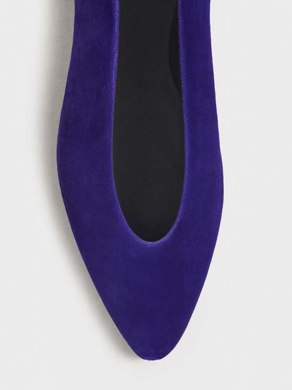 Calista Flat - Regal Velvet