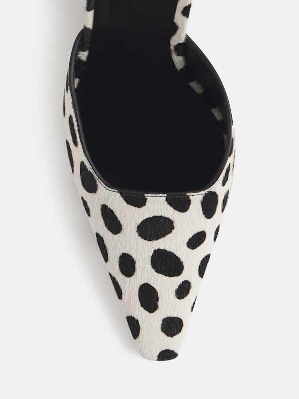 Natasha Wedge - Dalmatian Haircalf
