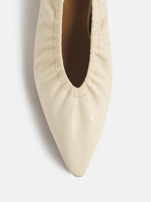 Calista Scrunch Heel - Almond Leather