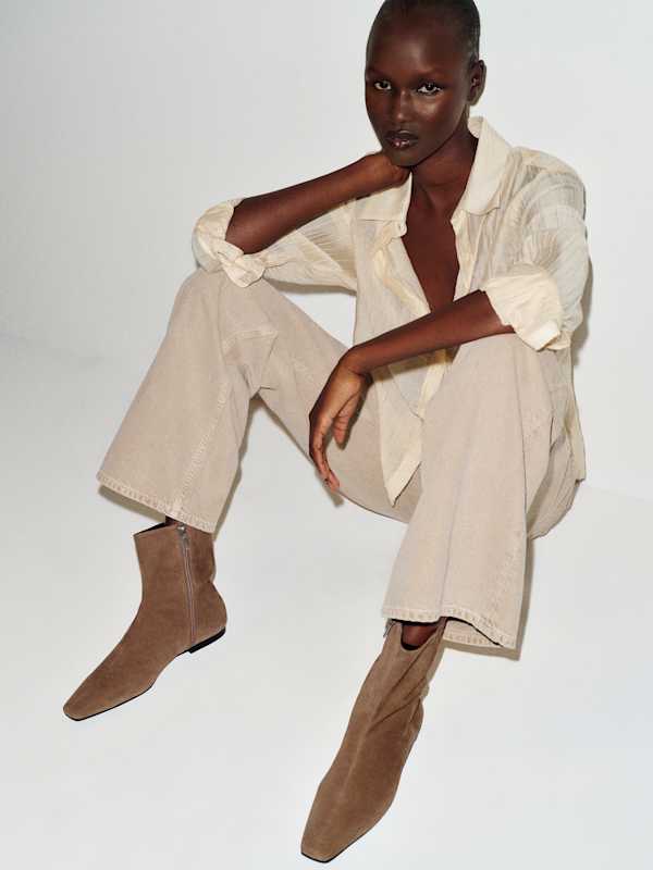 Remy Flat Ankle Boot - Farro Suede