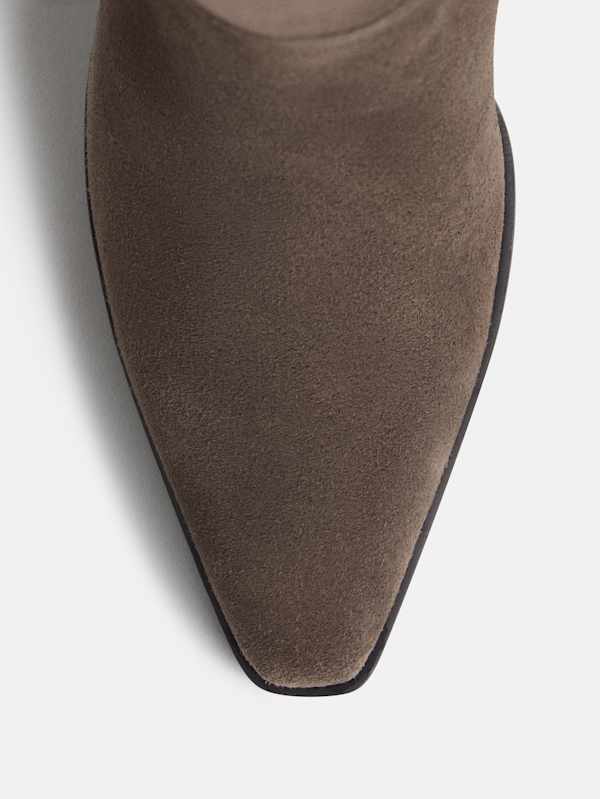 Dominique High Knee Boot - Clove Suede