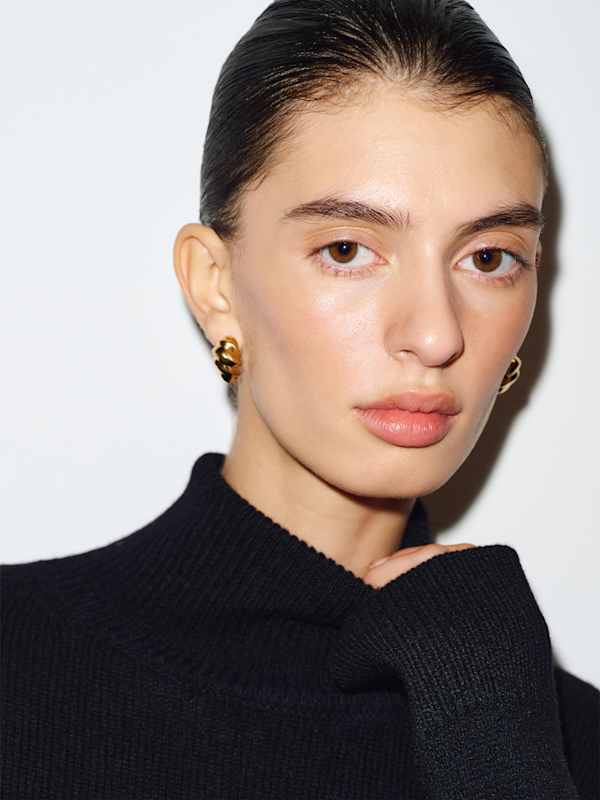 Aria Cashmere Turtleneck - Black