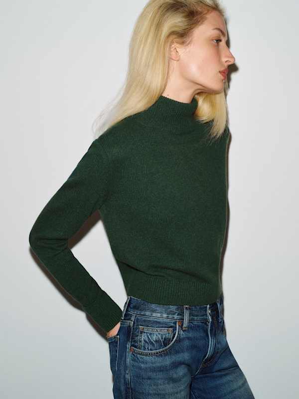 Aria Cashmere Turtleneck - Dark Pine