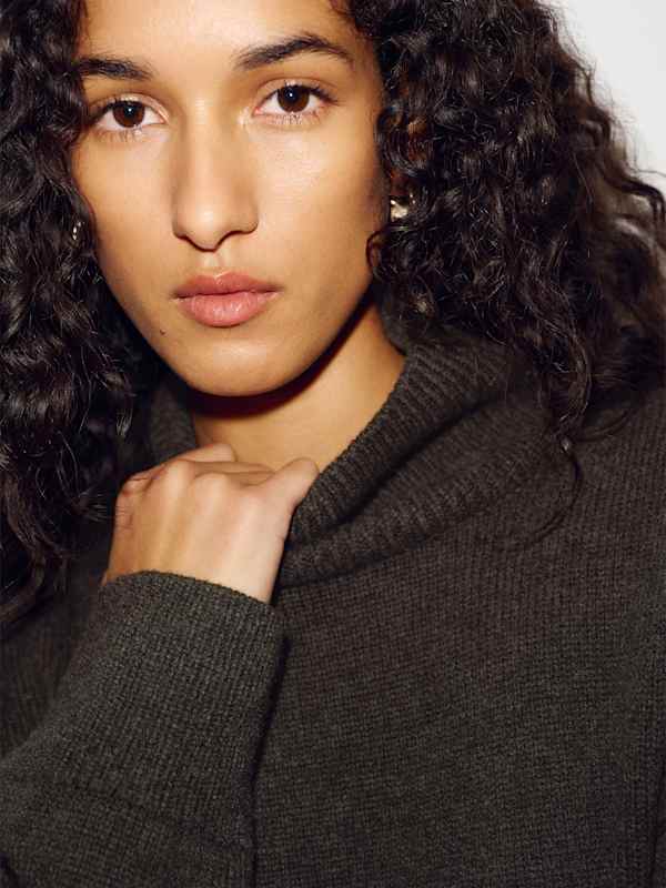 Jules Oversized Regenerative Wool Turtleneck - Espresso