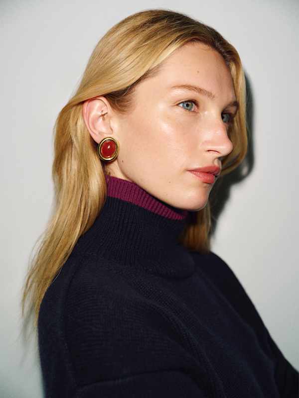 Jules Oversized Regenerative Wool Turtleneck - Navy Chianti Tipping