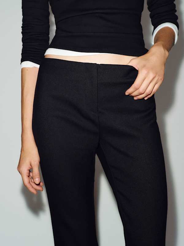 Hartley Low Rise Baby Bootcut Pant - Black