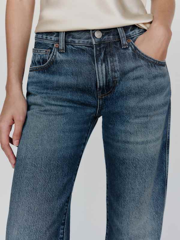 Lena Low Rise Stovepipe Leg Jeans - Donner