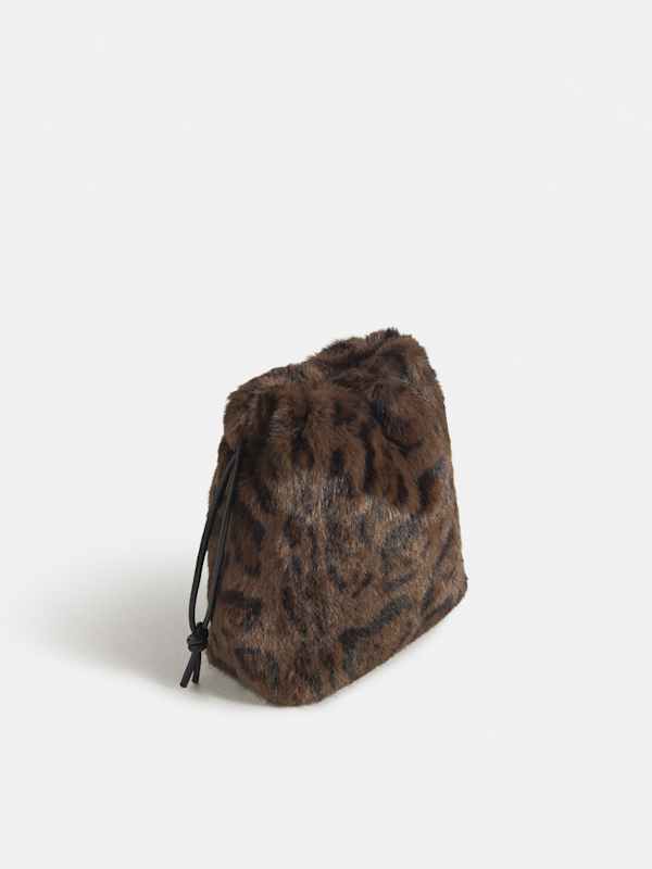 Solene Wristlet - Leopard Fur