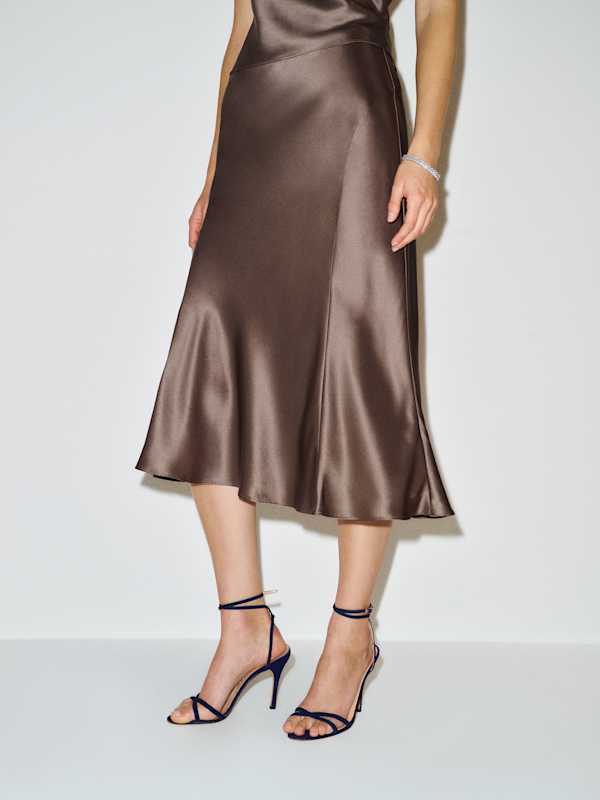 Olivine Silk Two Piece - Magnetic