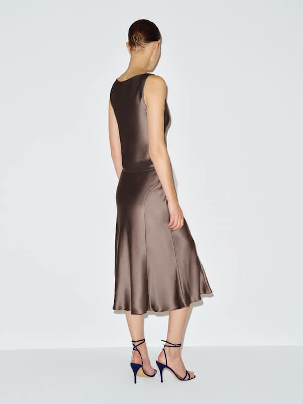 Olivine Silk Two Piece - Magnetic