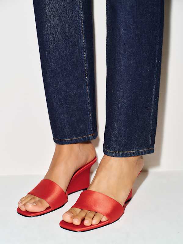 Gabriella Wedge - Poppy Satin