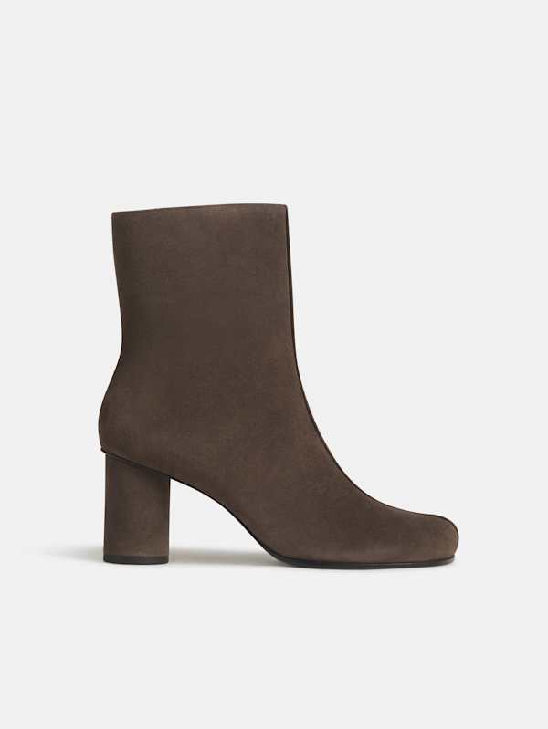 Phadra Ankle Boot - Clove Suede