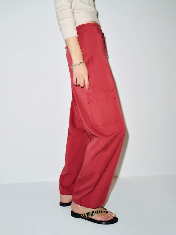 Sawyer Cargo Pant - Red