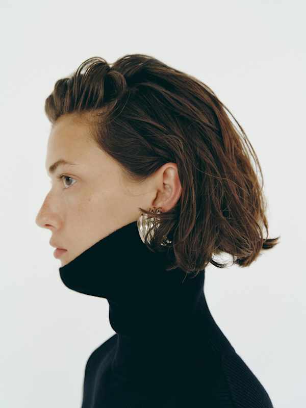 Ophelia Tissue Cashmere Turtleneck - Black