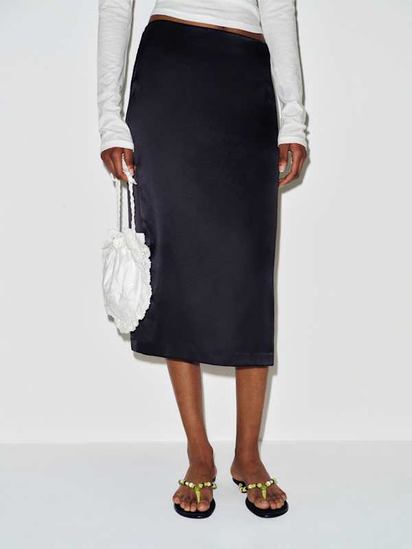 Petites Helen Low Waist Silk Midi Skirt - Black