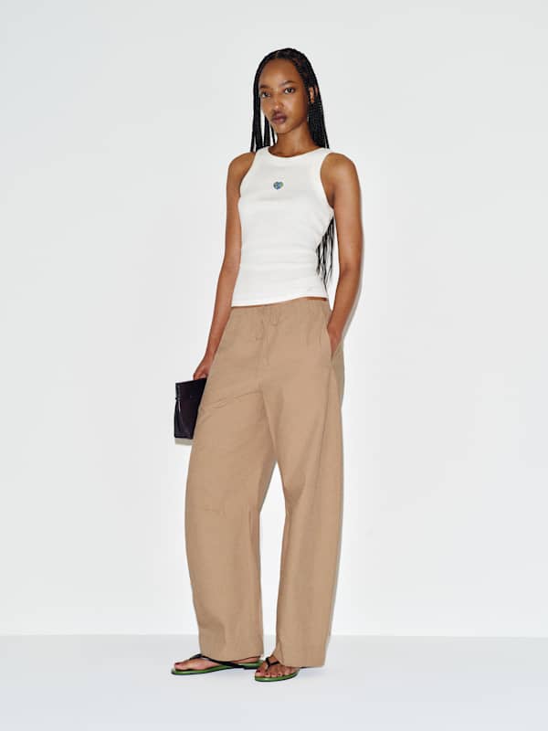 Elara Short Pant - Trench Coat