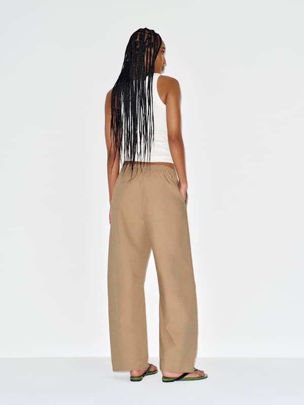 Elara Short Pant - Trench Coat