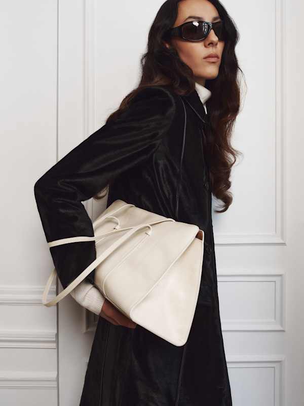 Veda Ariana Trench - Black Calfhair