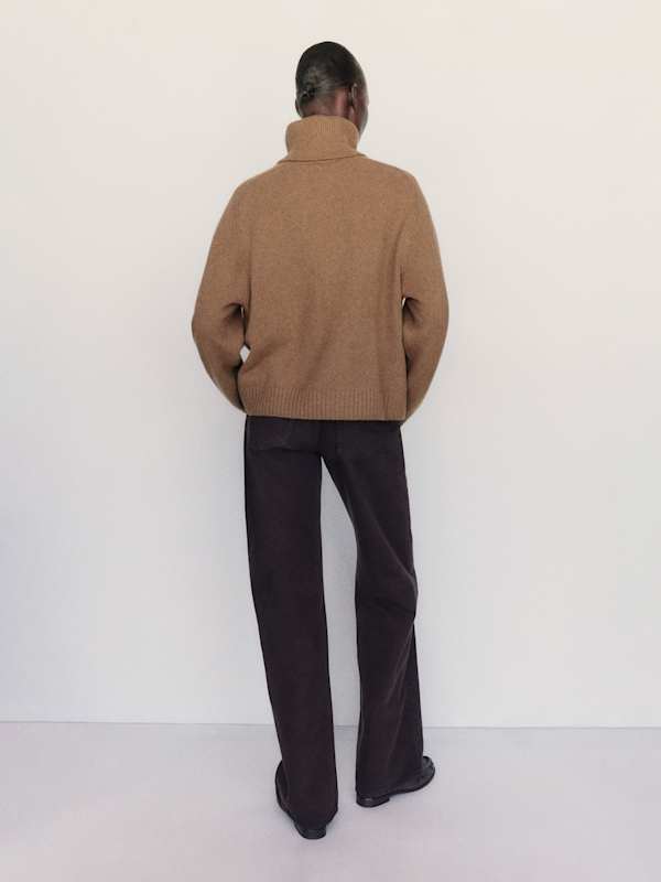 Dove Cashmere Oversized Turtleneck - Heathered Chanterelle
