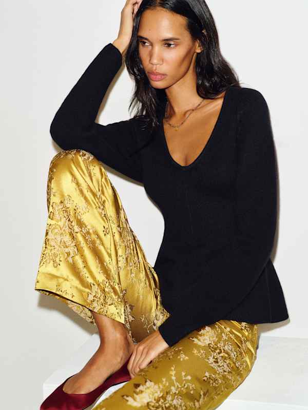 Beth Cashmere Peplum Sweater - Black