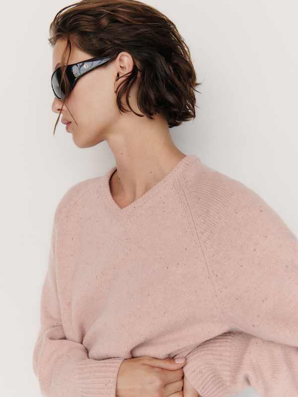 Sydney Regenerative Wool V-Neck Sweater - Neapolitan Donegal
