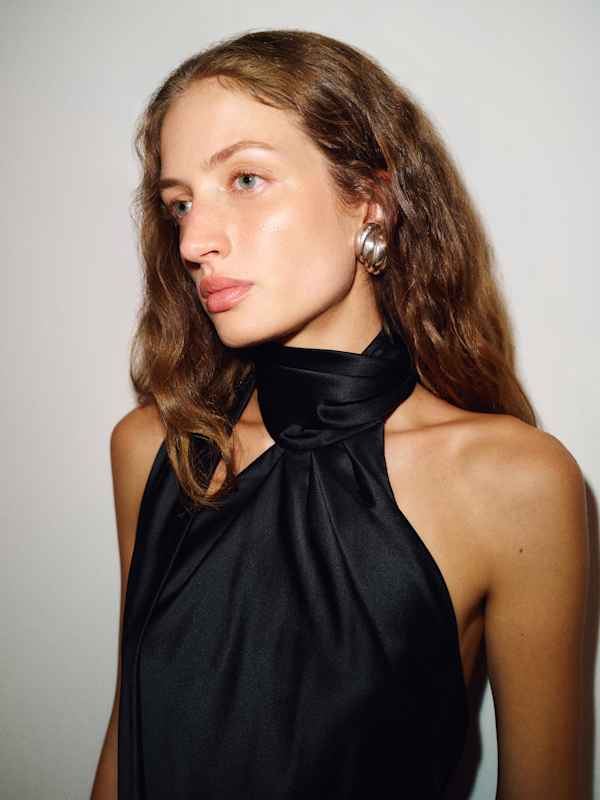 Sabi Silk Top - Black