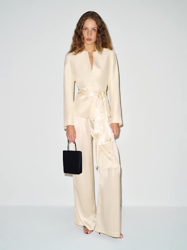 Kylie Blazer - Ivory