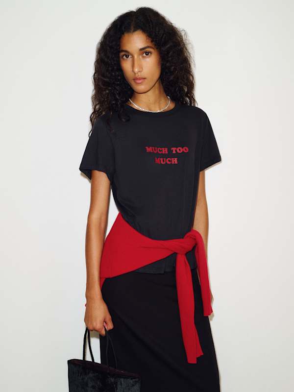 T-shirt Slogan - Too Much