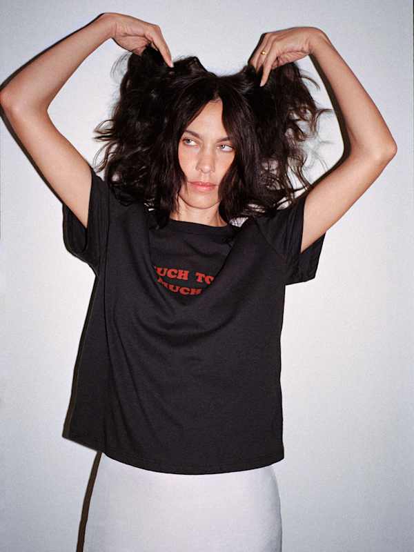 T-shirt Slogan - Too Much