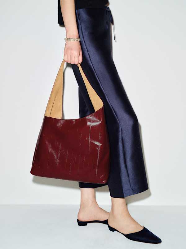 Medium Vittoria Minimal Tote - Oxblood Eel