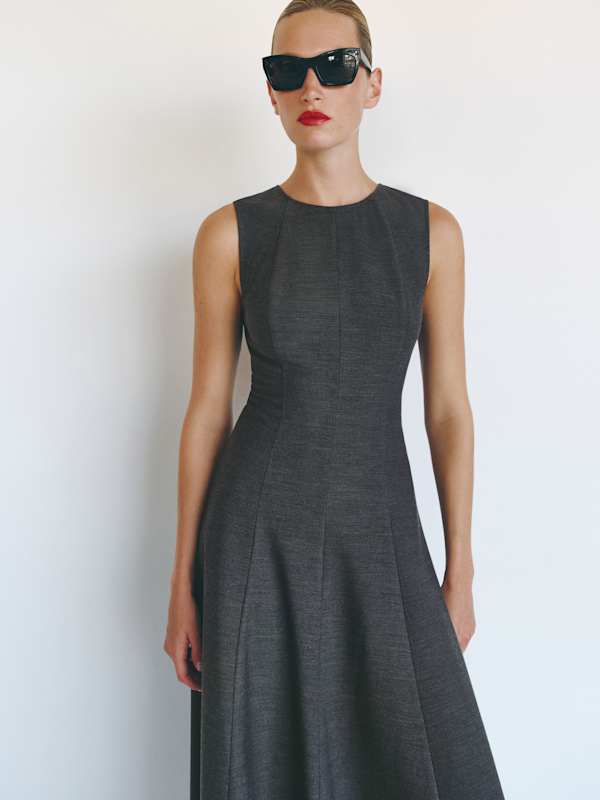 Petites Cecilia Dress - Dark Grey