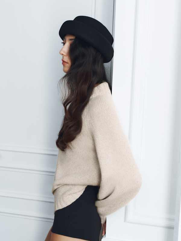 Addison Cashmere Crew Sweater - Alabaster Moulin&eacute;
