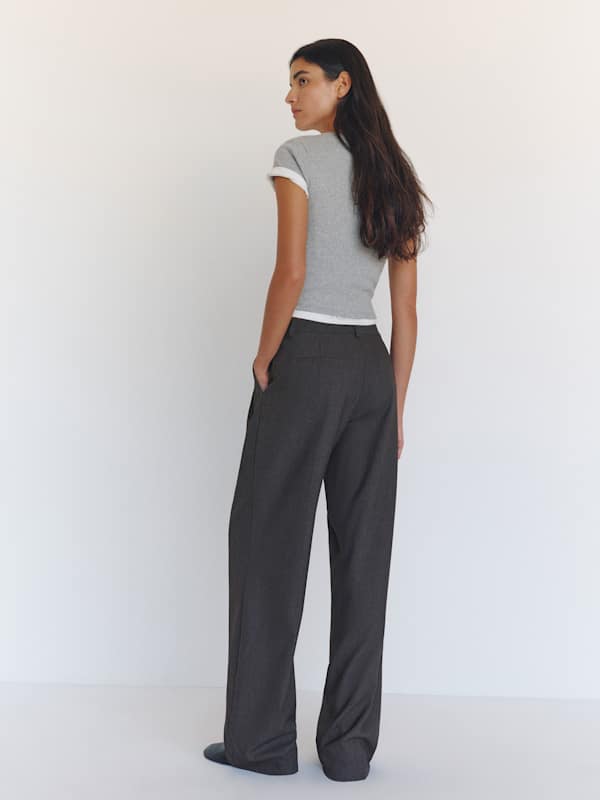 Frances Low Rise Relaxed Short Pant - Charcoal