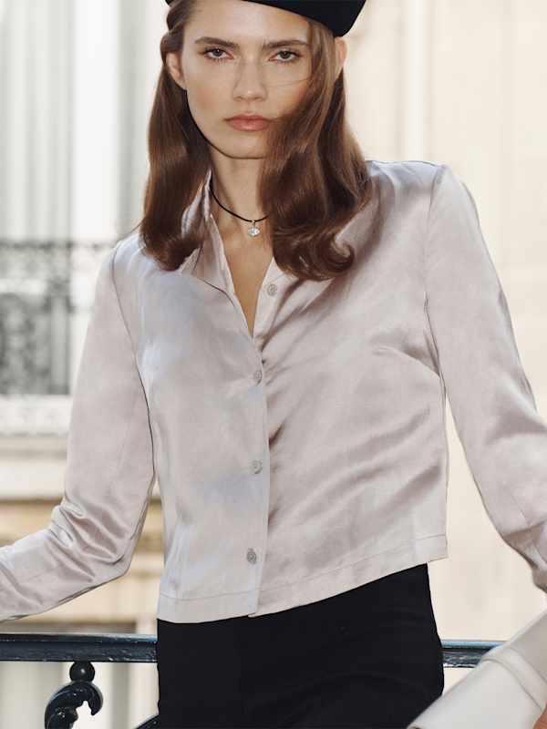Lacie Cropped Shirt - Light Grey