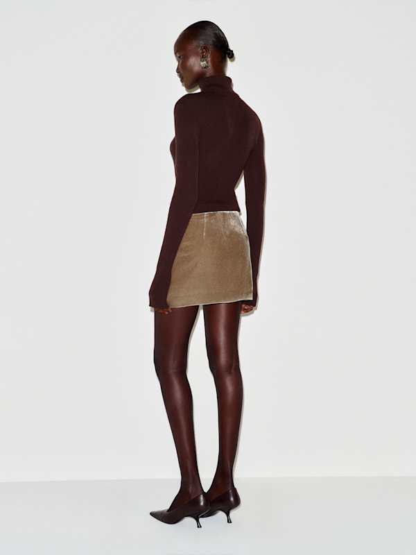 Carla Low Waist Velvet Skirt - Pavement