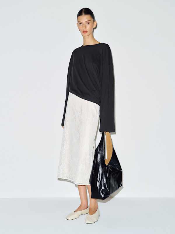 Wren Oversized Long Sleeve Tee - Black