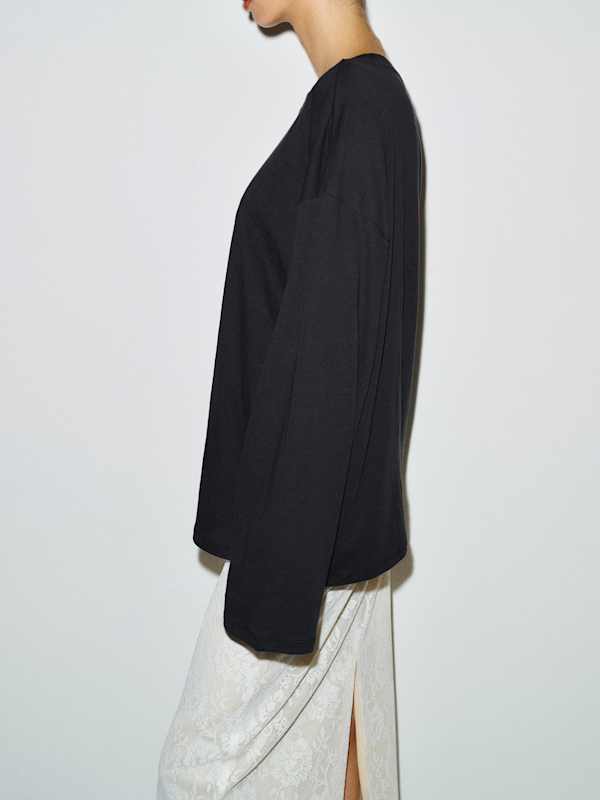 Wren Oversized Long Sleeve Tee - Black