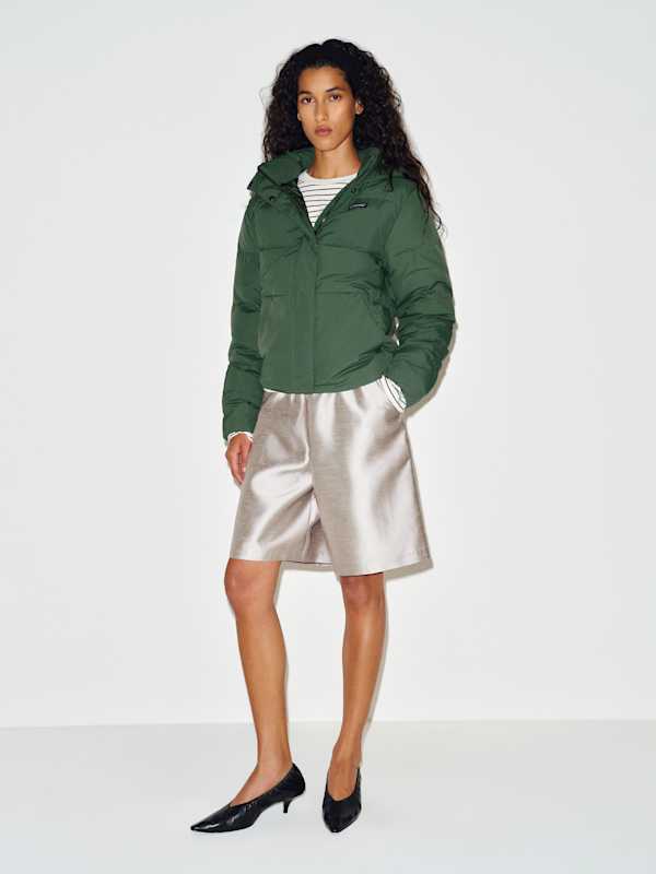 Patagonia W's Sisar Down Hoody Jacket - Canopy Green