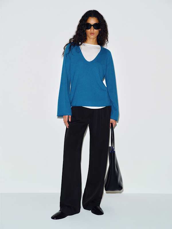 Eliza Scoop Neck Cashmere Sweater - Cerulean