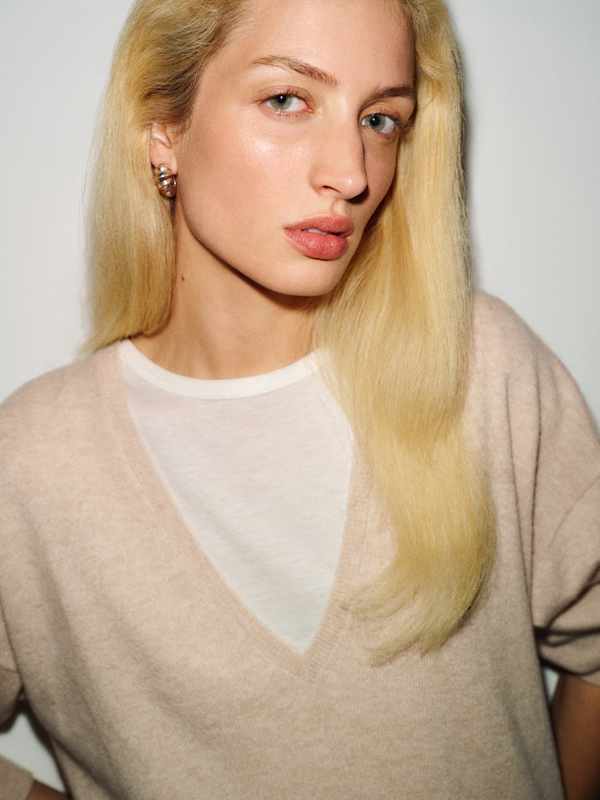 Stella Cashmere Deep V-Neck Sweater - Wheat