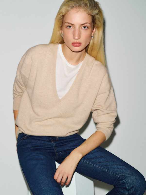 Stella Cashmere Deep V-Neck Sweater - Wheat