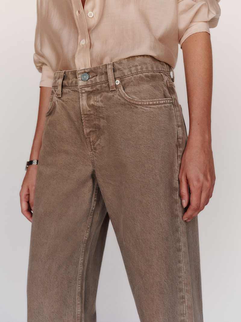 Cary Low Rise Slouchy Wide Leg Jeans Reformation – jean large taille basse, coloris Morel – vue 3