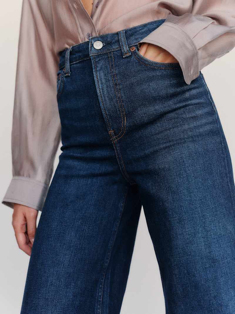 Bex Super Stretch High Rise Wide Leg Jeans Reformation – jean large taille haute, coloris Wheeler – vue 6