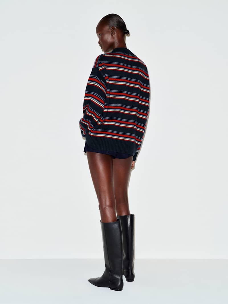 Cove Cashmere Oversized Crew Reformation – pull en cachemire, coloris Navy Neptune Blue Multi Stripe – vue 6