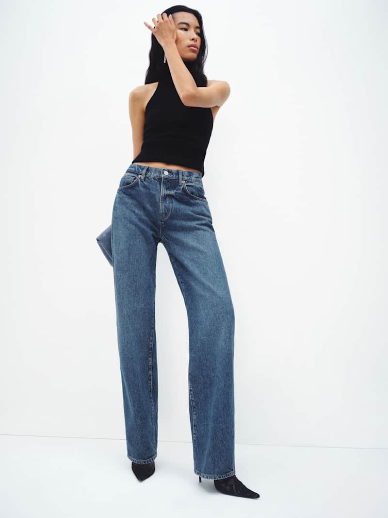 Val 90s Mid Rise Straight Short Jeans